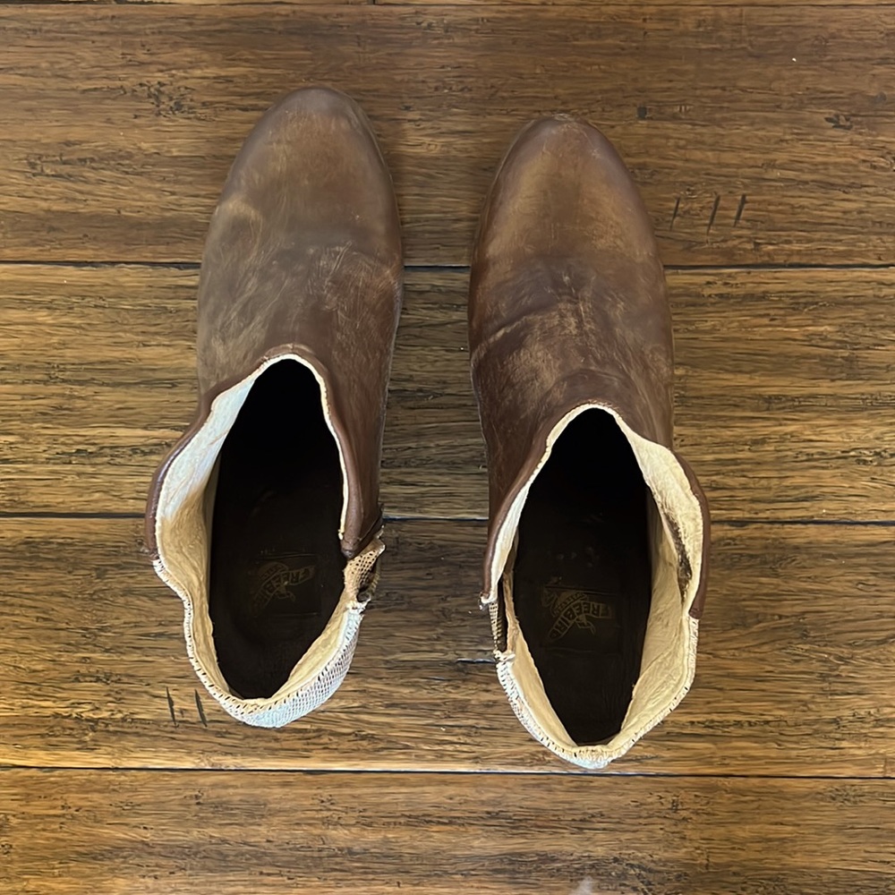 Free bird booties